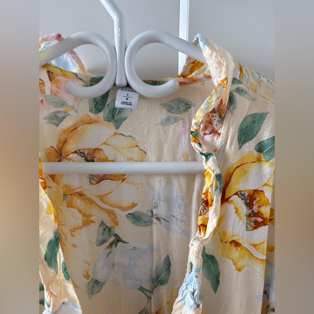 Old Navy Floral Wrap Midi Dress - Picture 4 of 6